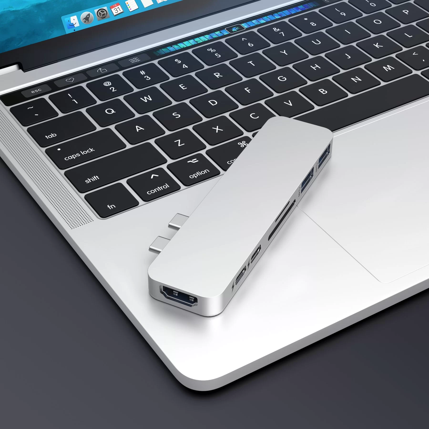 hub-chuyen-doi-hyperdrive-7-in-2-usb-c-thunderbolt-3-gn28b-08 Hub Chuyển Đổi HyperDrive USB-C 7-IN-2 Thunderbolt 3