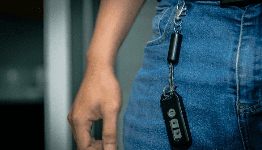 cap-hyperdrive-keychain-type-c-to-lightning-18w-fitgear-shop-se0hc