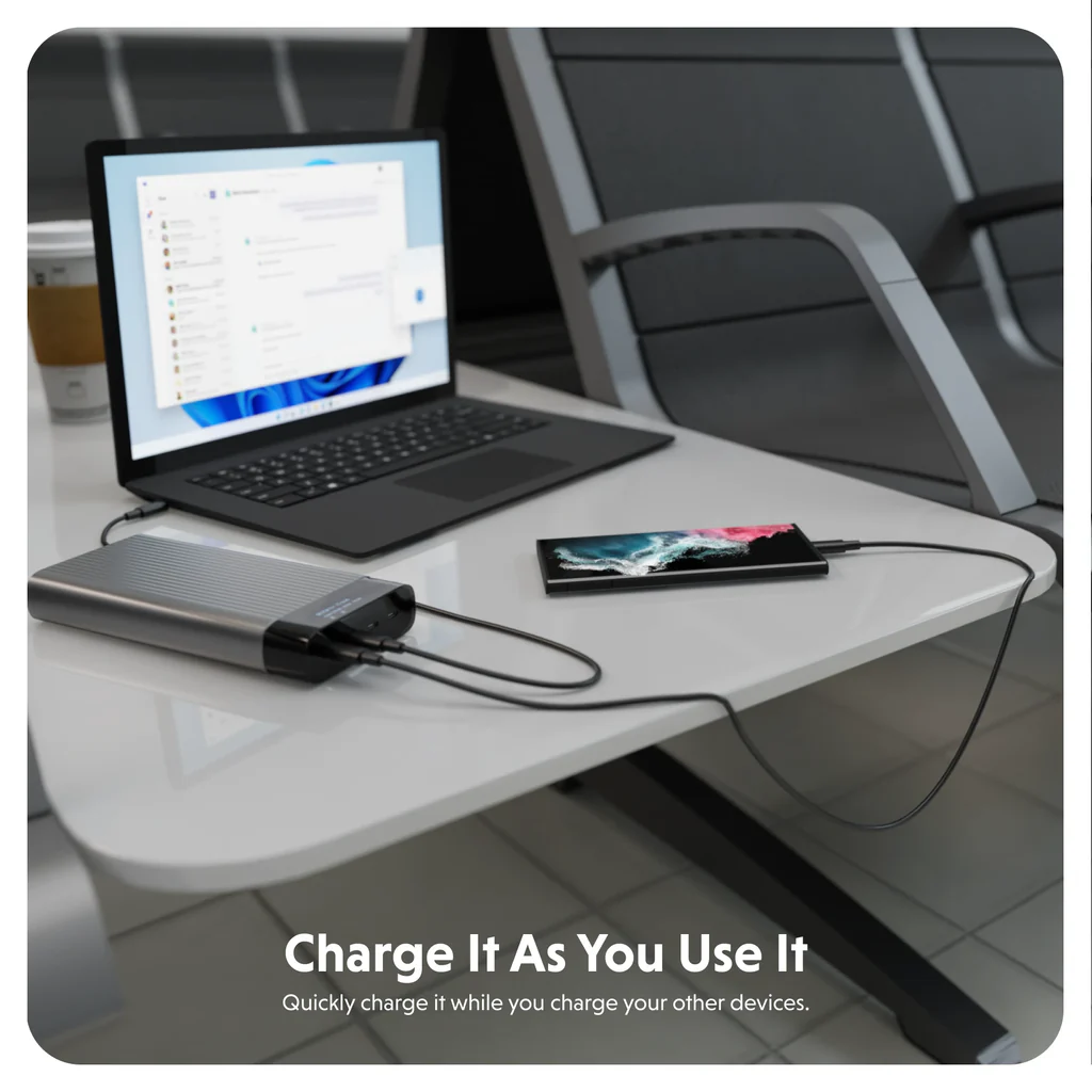 hyper-HJ245B-hyperjuice-245w-usb-c-battery-pack-charge-while-using-v01-r01-2000x2000_1024x1024
